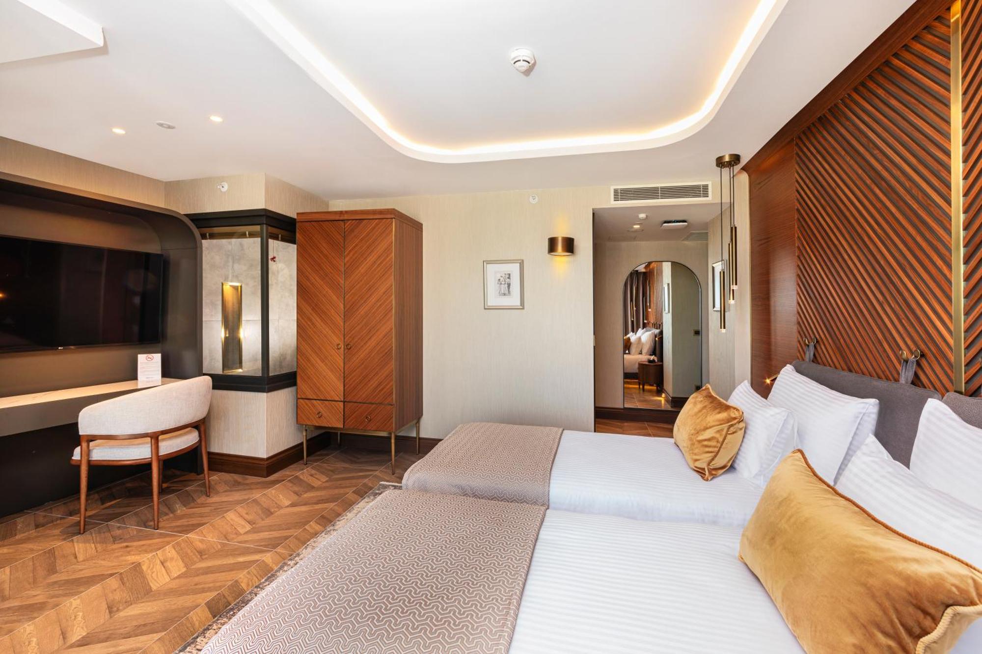 โรงแรมเลนวิบูทีคแอนด์สปา อิสตันบูล ภายนอก รูปภาพ A suite at the hotel